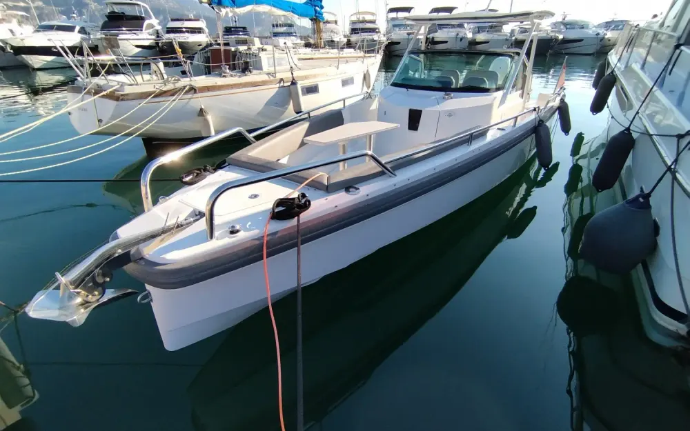 AxoparAxopar 28 T Top