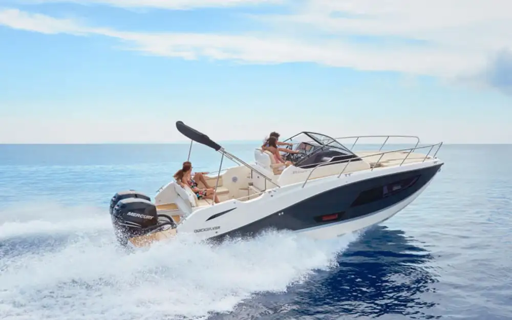 slider 1 Quicksilver Activ 875 Sundeck
