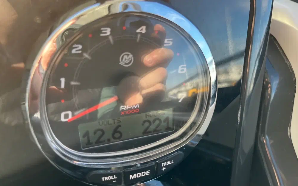 slider 15 Quicksilver 675