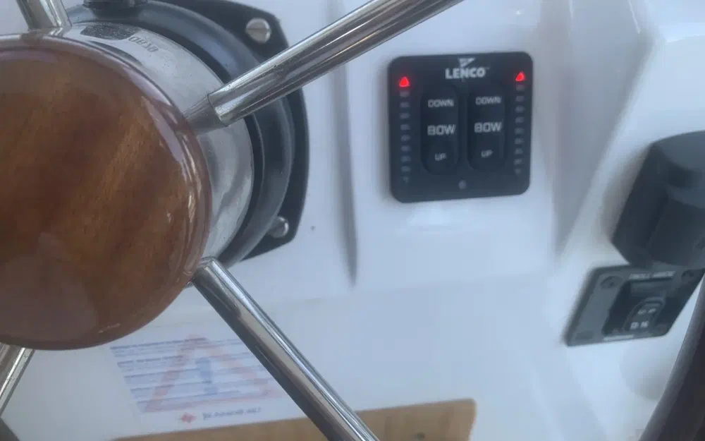 slider 11 Jeanneau Merry Fisher 855