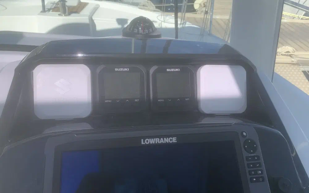 slider 12 Jeanneau Merry Fisher 855