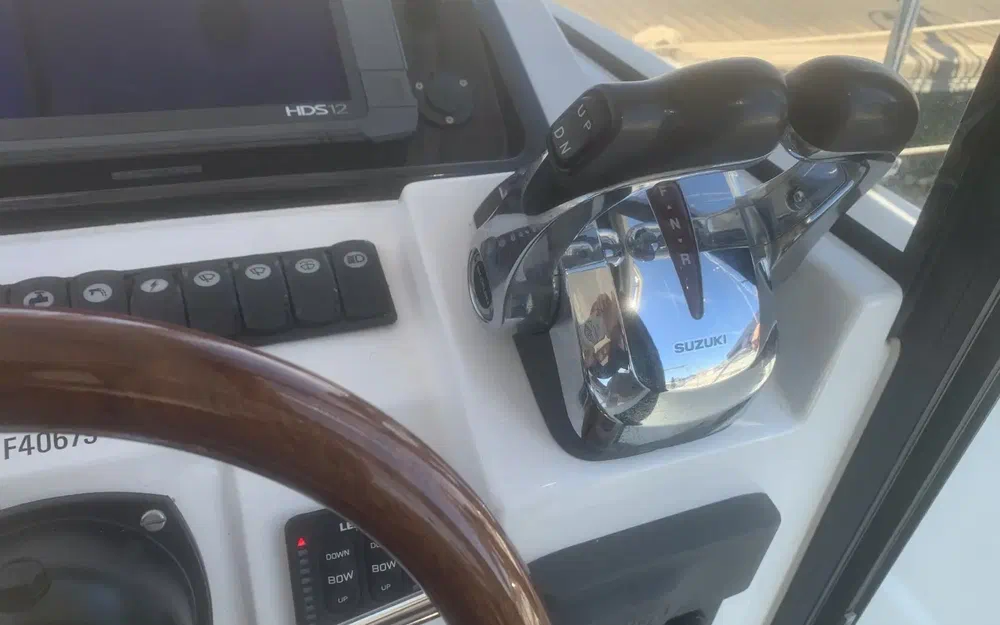 slider 28 Jeanneau Merry Fisher 855