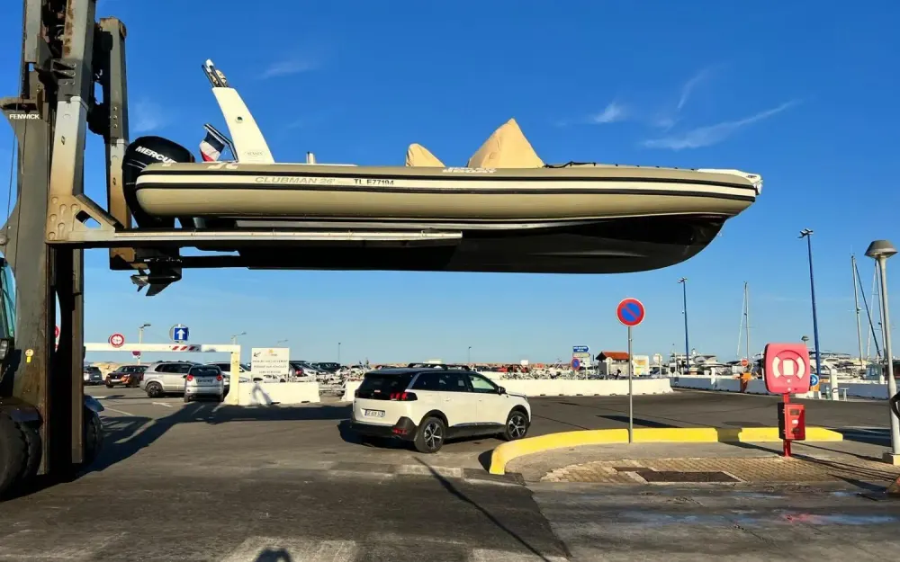 slider 2 Joker Boat Clubman 26