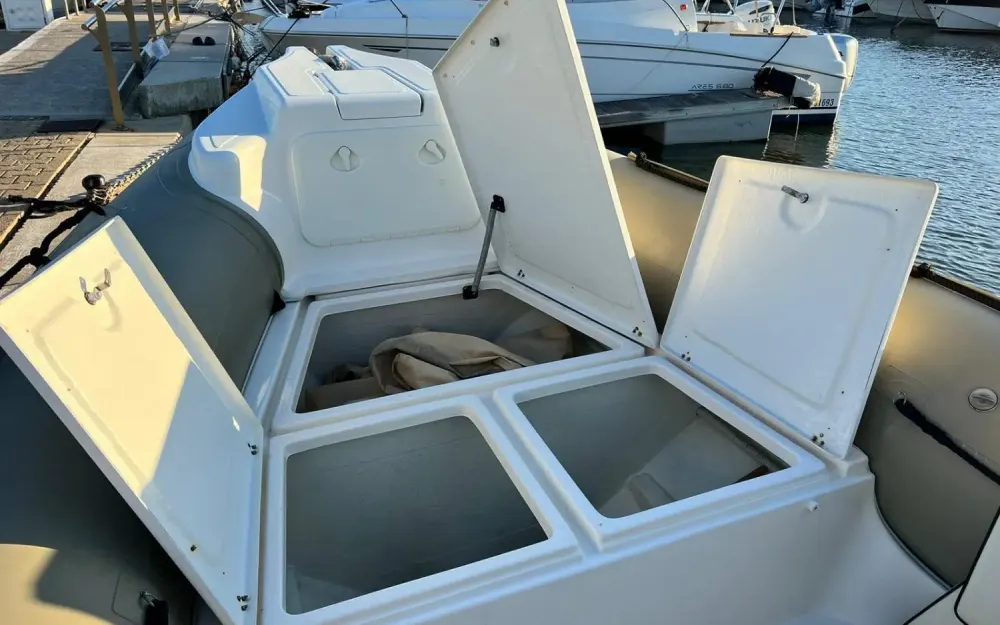 slider 6 Joker Boat Clubman 26