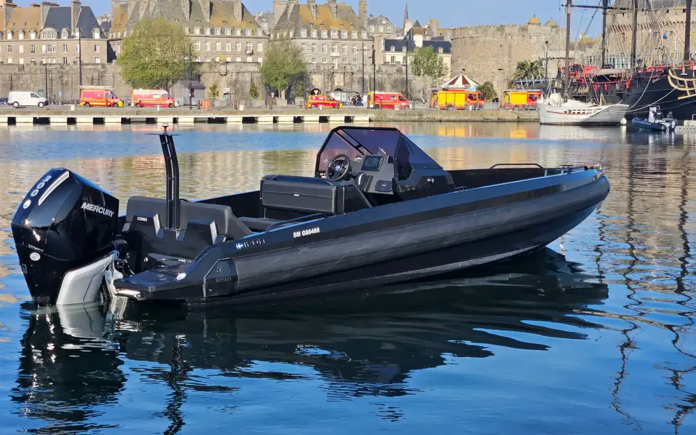 slider 0 Iron Boats  767