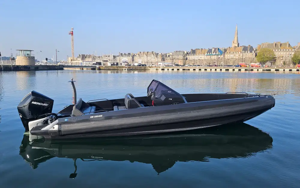 slider 2 Iron Boats  767