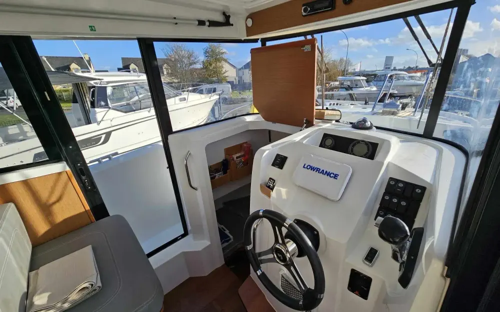slider 9 Beneteau Barracuda 7 - null