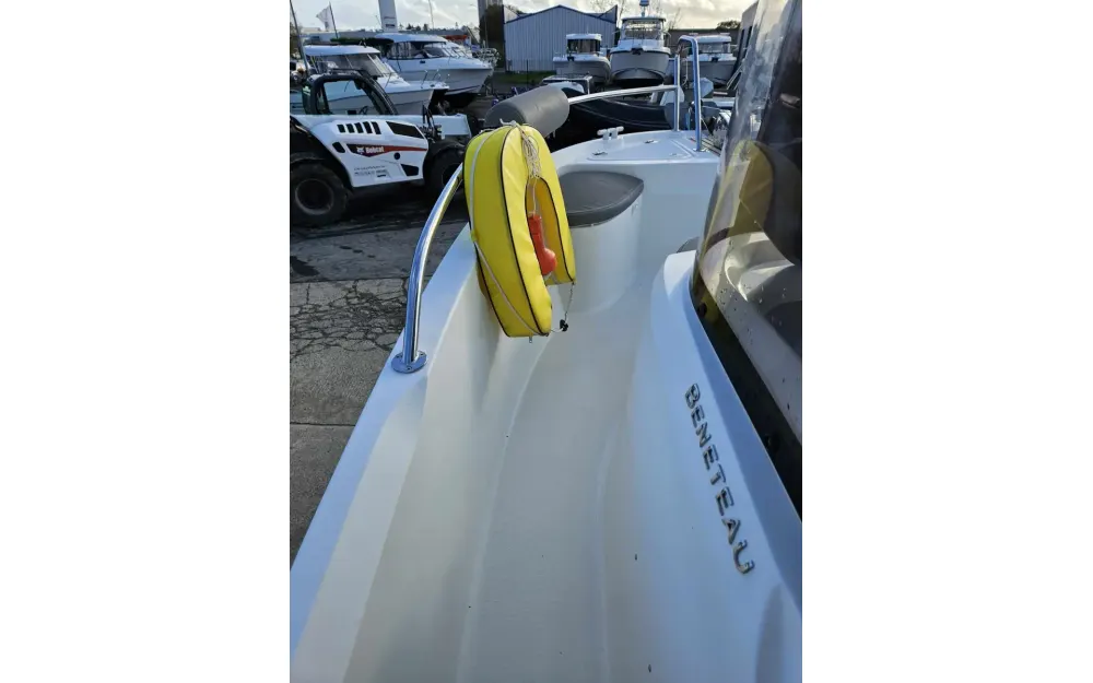slider 12 Beneteau Barracuda 7 - null