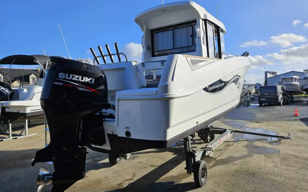 slider 5 Beneteau Barracuda 7 - null