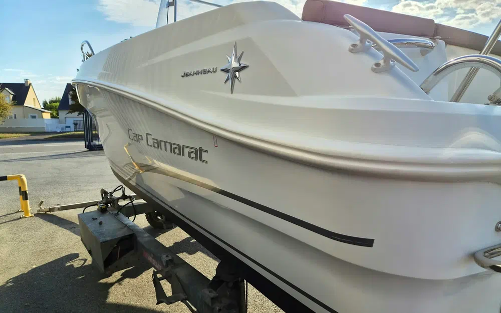 slider 2 Jeanneau Cap Camarat 5.5 CC Serie 2