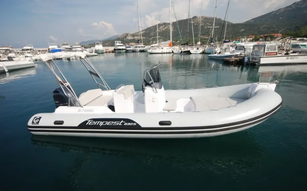 slider 9 Beneteau Antares Serie 9