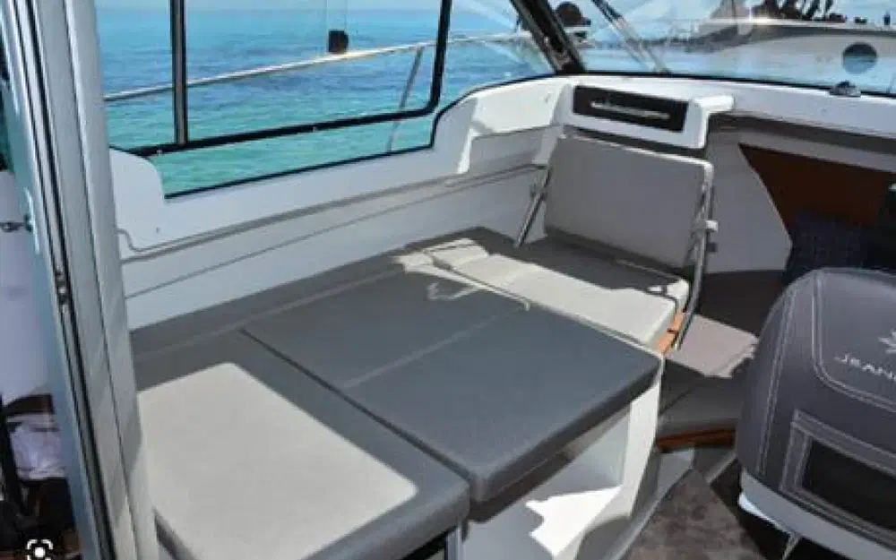 slider 7 Jeanneau Merry Fisher 695