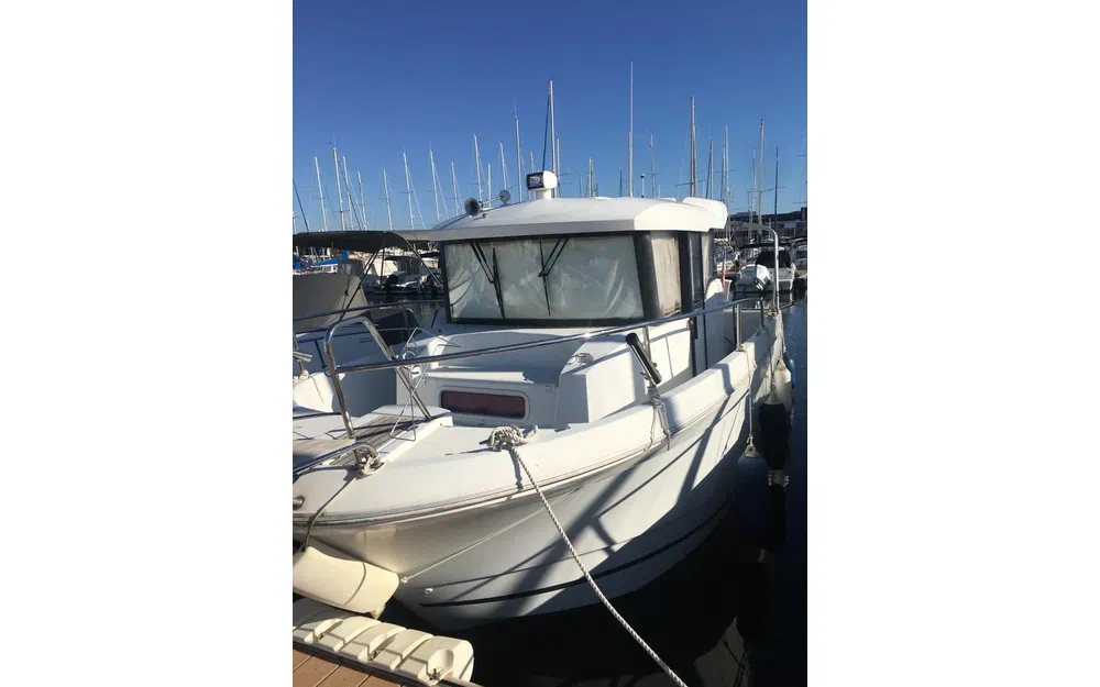 slider 2 Jeanneau Merry Fisher 855