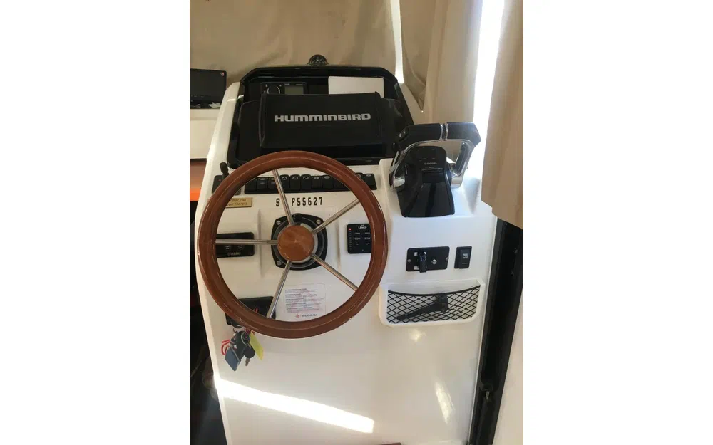 slider 8 Jeanneau Merry Fisher 855