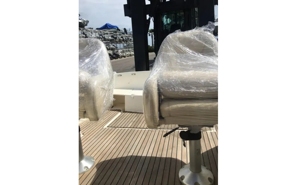 slider 7 Jeanneau Cap Camarat 755 WA - null