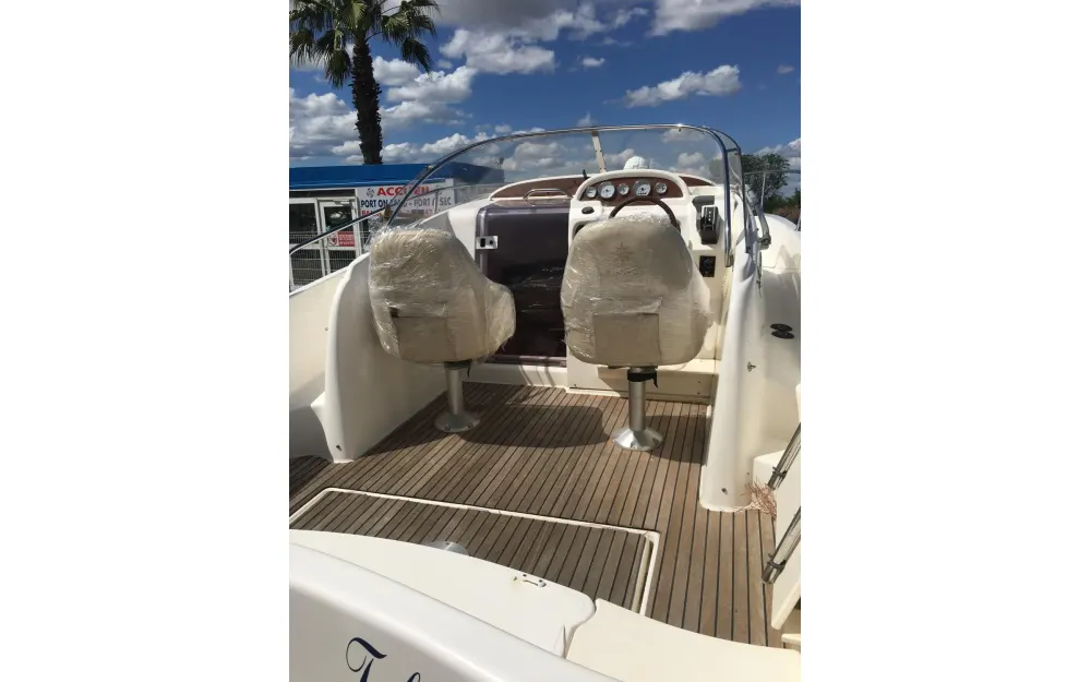 slider 6 Jeanneau Cap Camarat 755 WA - null