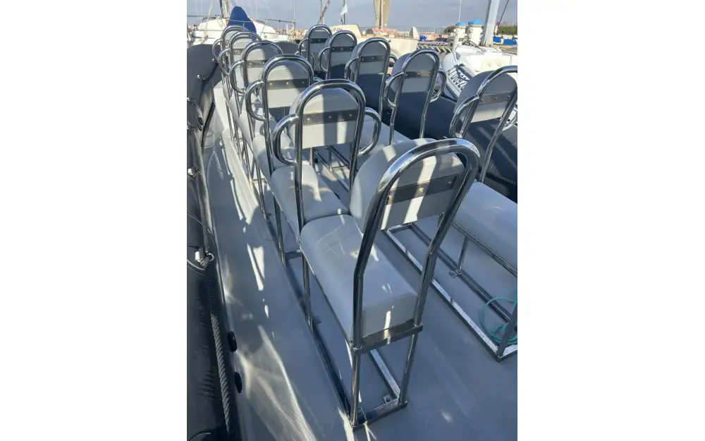 slider 0 Vanguard Marine DR-900