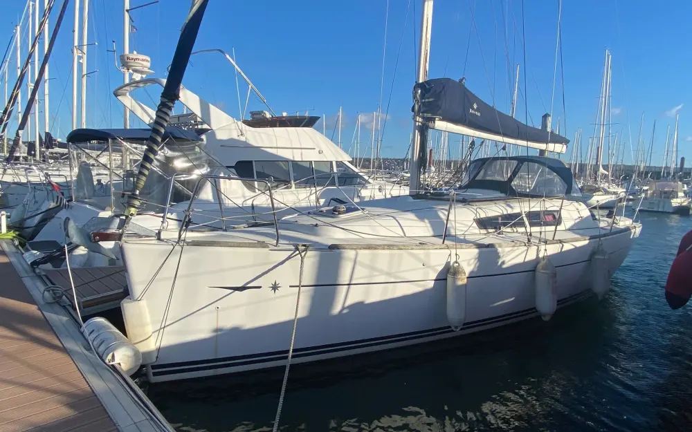JeanneauSun Odyssey 33 i