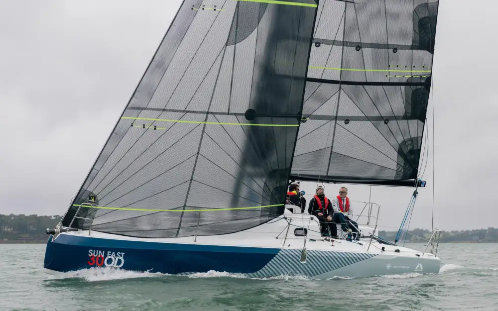 JeanneauSun Fast 30
