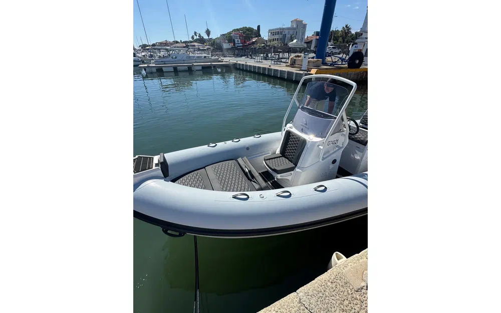 slider 1 Highfield Sport Med 600