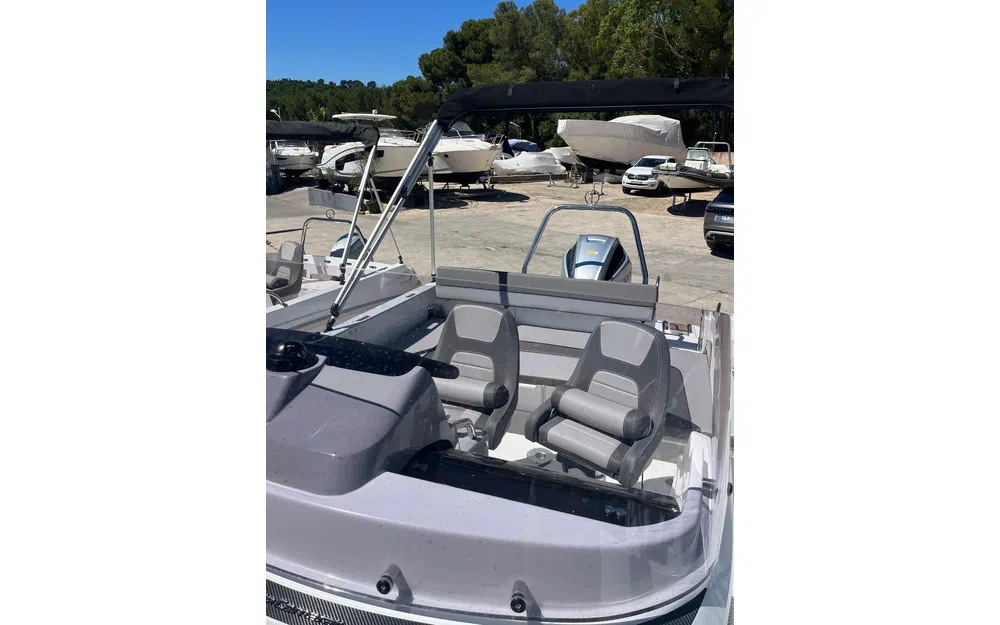 slider 13 Jeanneau Cap Camarat 6.5 CC