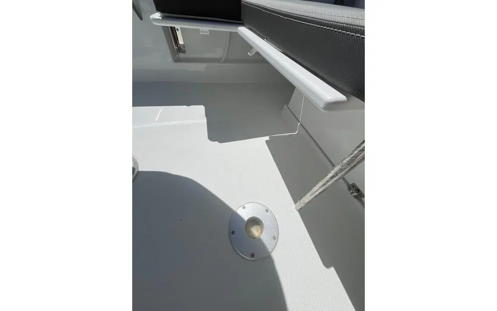 slider 17 Jeanneau Cap Camarat 6.5 CC