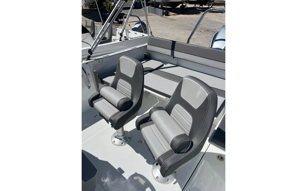 slider 5 Jeanneau Cap Camarat 6.5 CC