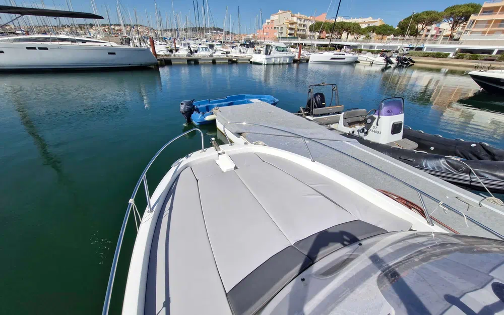 slider 2 Jeanneau Cap Camarat 6.5 WA