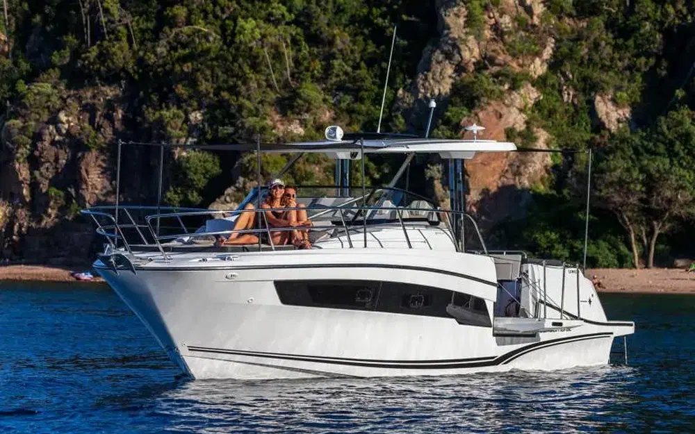 slider 5 Jeanneau Cap Camarat 10.5 WA