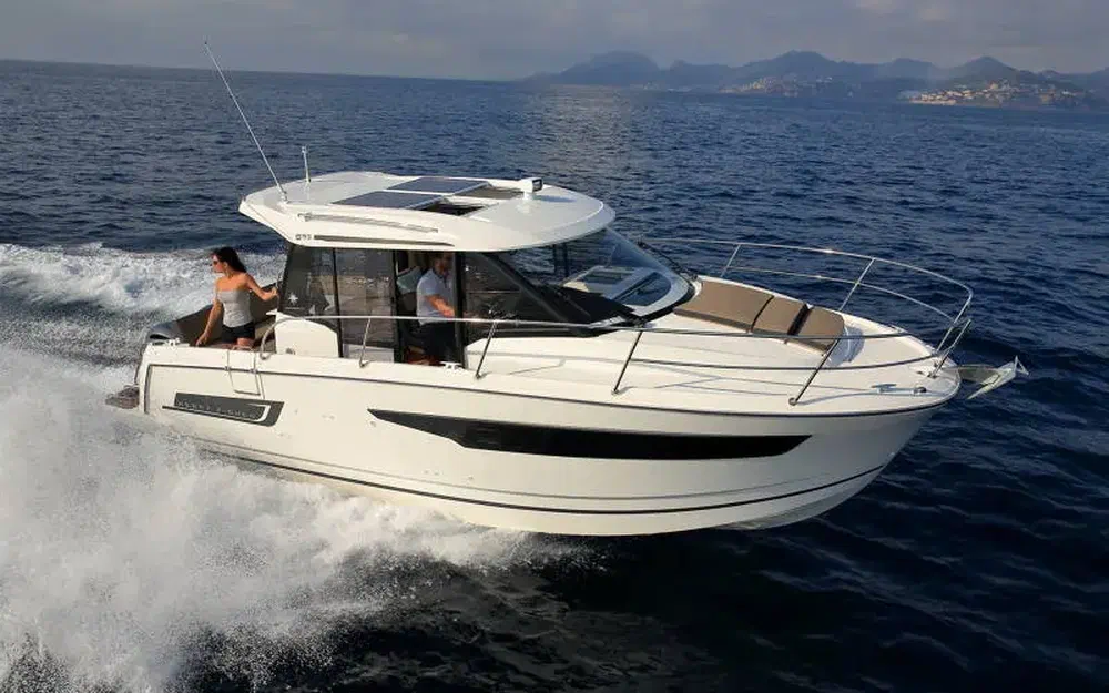 slider 8 Jeanneau Merry Fisher 895