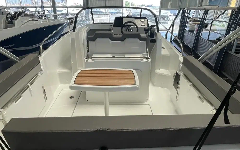 slider 14 Jeanneau Cap Camarat 7.5 WA