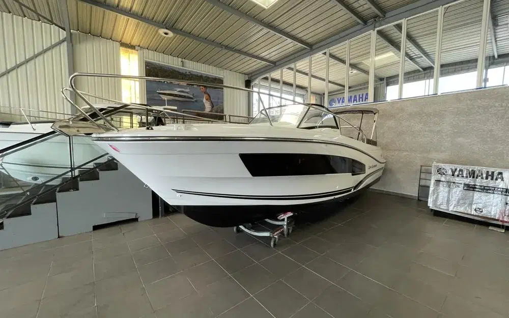 slider 19 Jeanneau Cap Camarat 7.5 WA