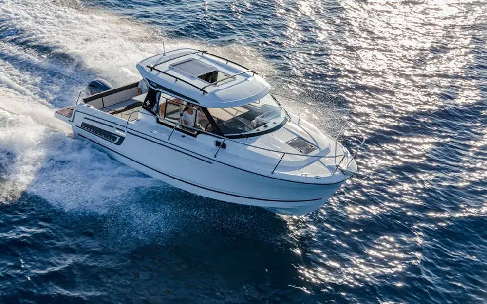 slider 6 Jeanneau Merry Fisher 795