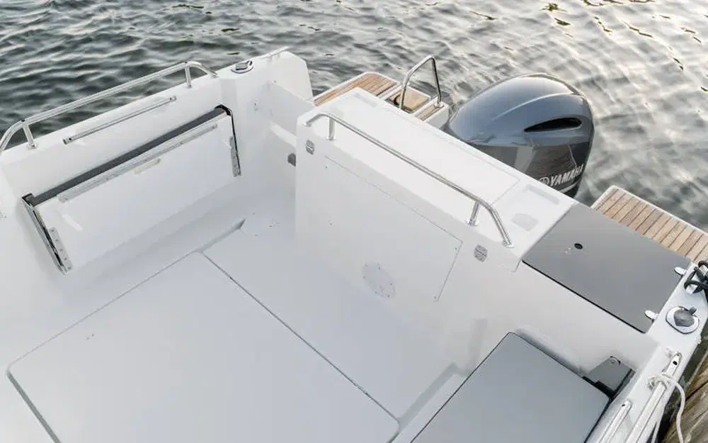 slider 2 Jeanneau Merry Fisher 695