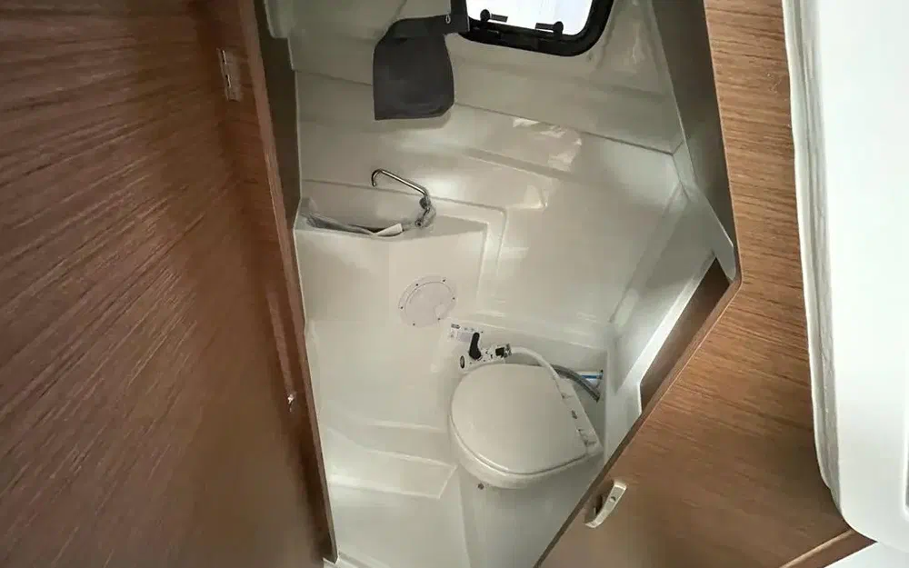 slider 12 Jeanneau Merry Fisher 695