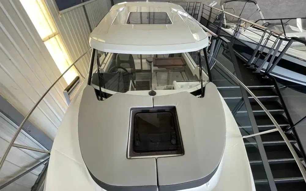 slider 14 Jeanneau Merry Fisher 695