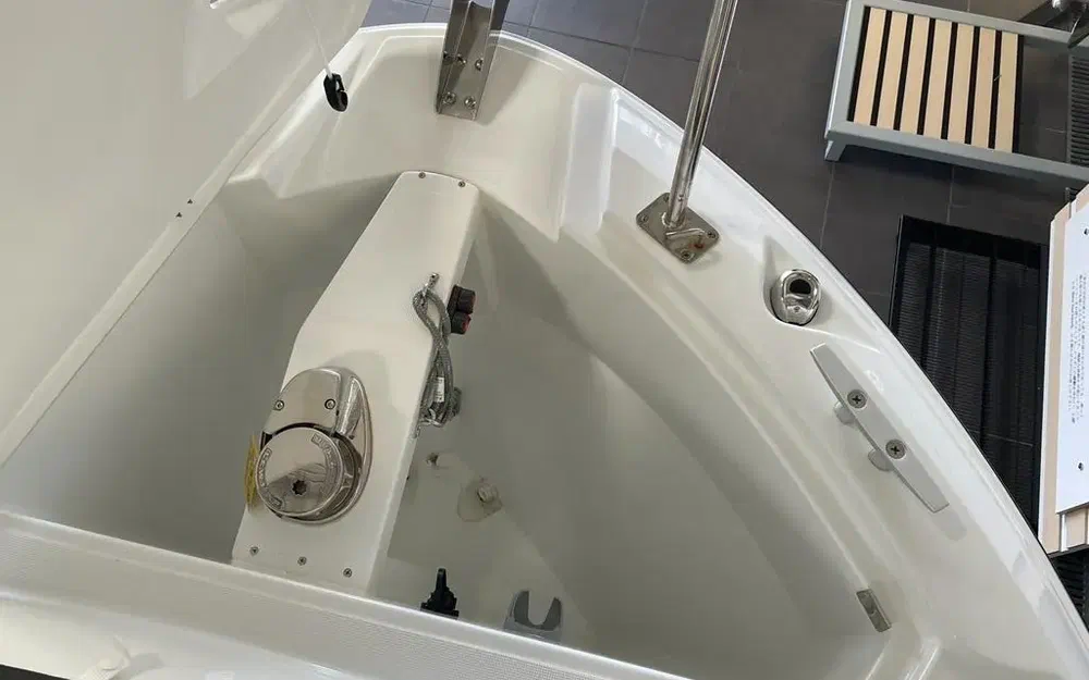 slider 16 Jeanneau Merry Fisher 695