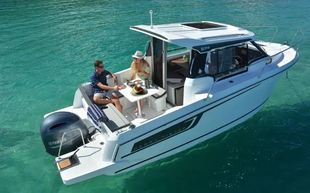 slider 4 Jeanneau Merry Fisher 695