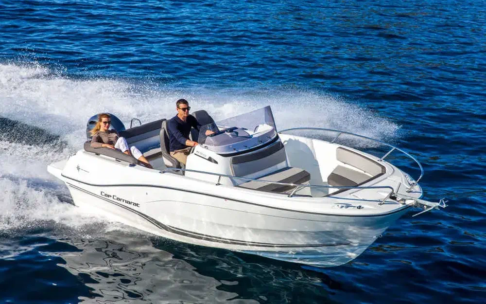 slider 6 Jeanneau Cap Camarat 6.5 CC