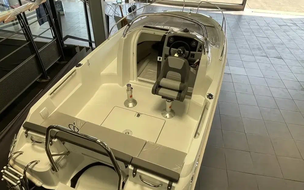 slider 10 Jeanneau Cap Camarat 5.5 WA