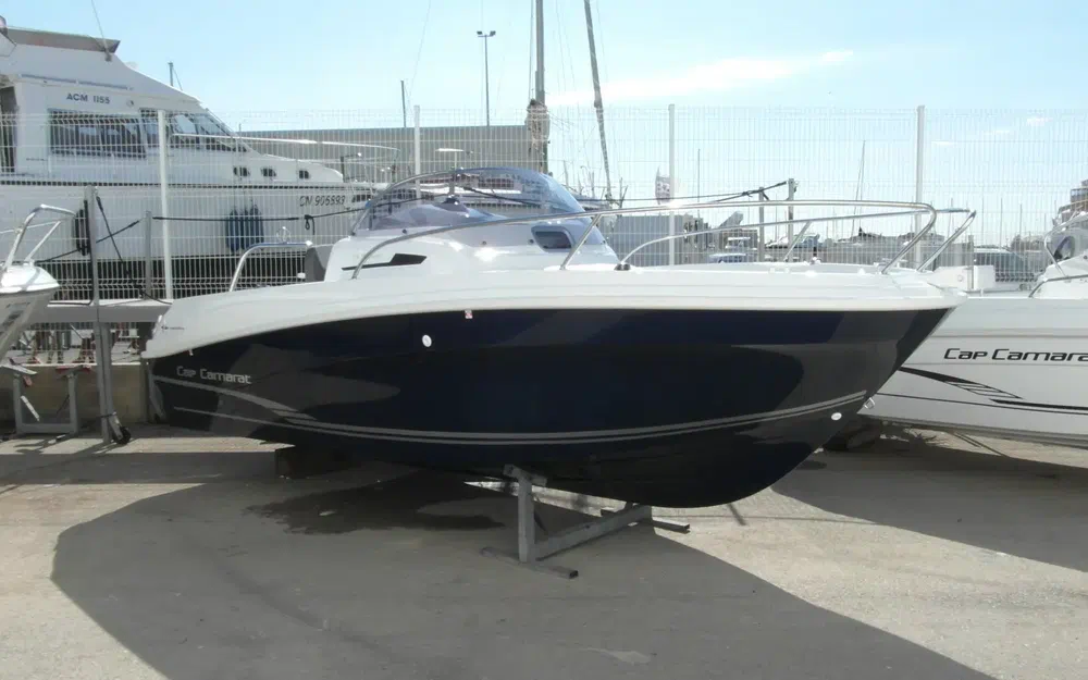 slider 6 Jeanneau Cap Camarat 5.5 WA