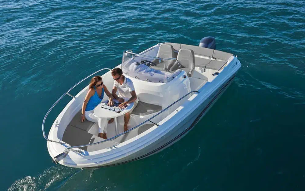 slider 2 Jeanneau Cap Camarat 5.5 CC