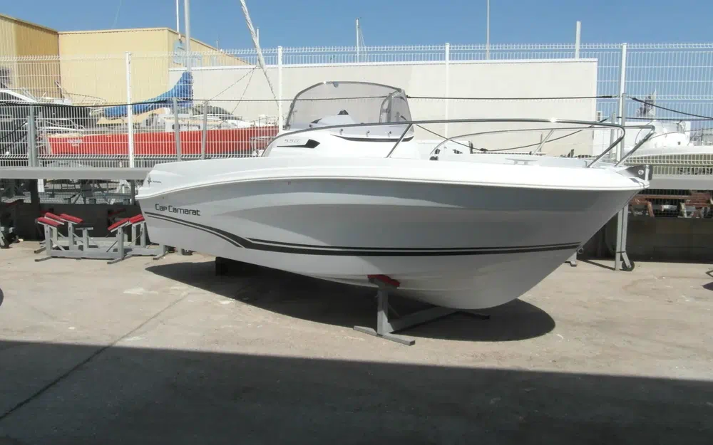 slider 3 Jeanneau Cap Camarat 5.5 CC