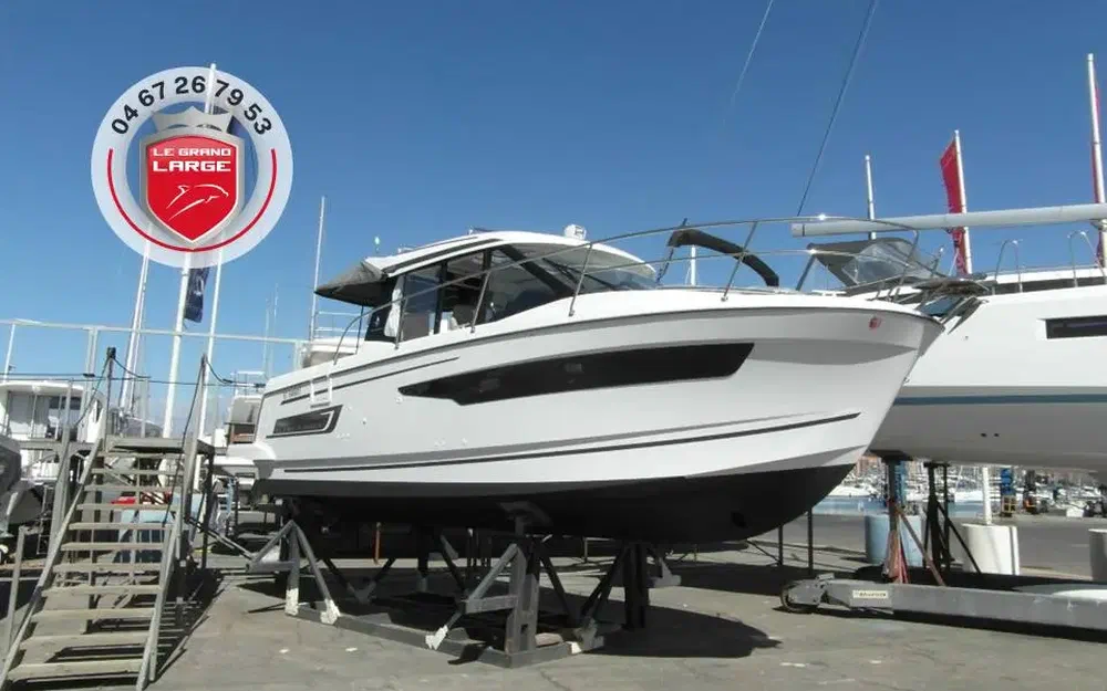 slider 0 Jeanneau Merry Fisher 895