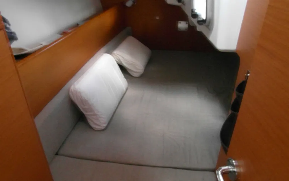 slider 5 Jeanneau Sun Odyssey 33 i - null