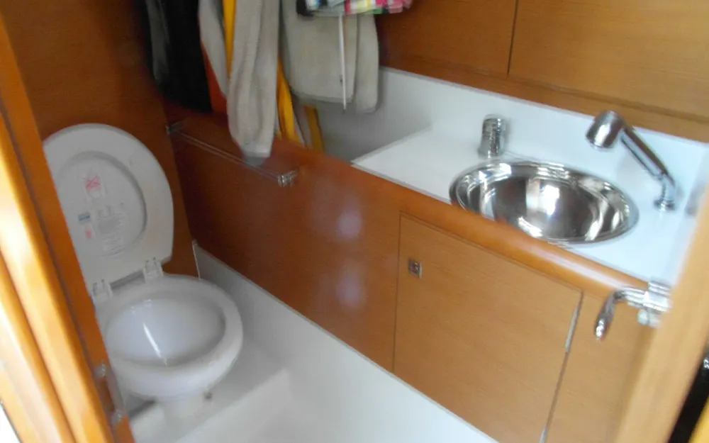 slider 6 Jeanneau Sun Odyssey 33 i - null