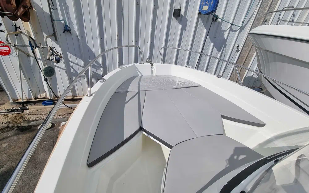 slider 2 Jeanneau Cap Camarat 5.5 CC