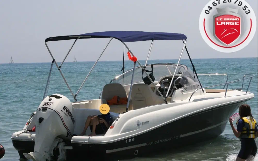 slider 0 Jeanneau Cap Camarat 715