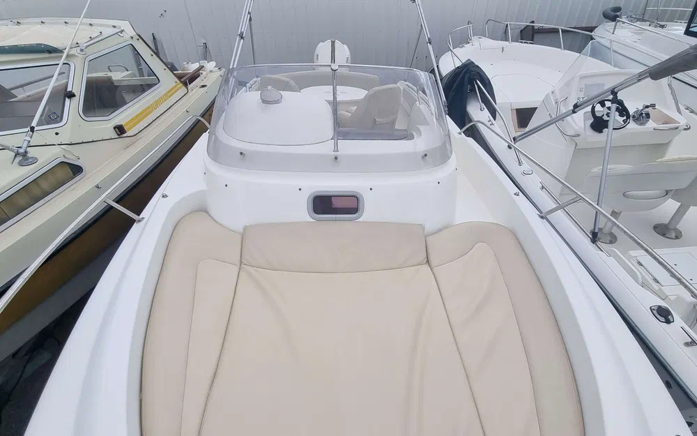 slider 2 Jeanneau Cap Camarat 715