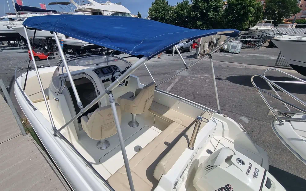 slider 2 Jeanneau Cap Camarat 635